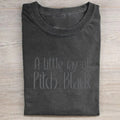 Besticktes T-Shirt „A Little Ray of Pitch Black“